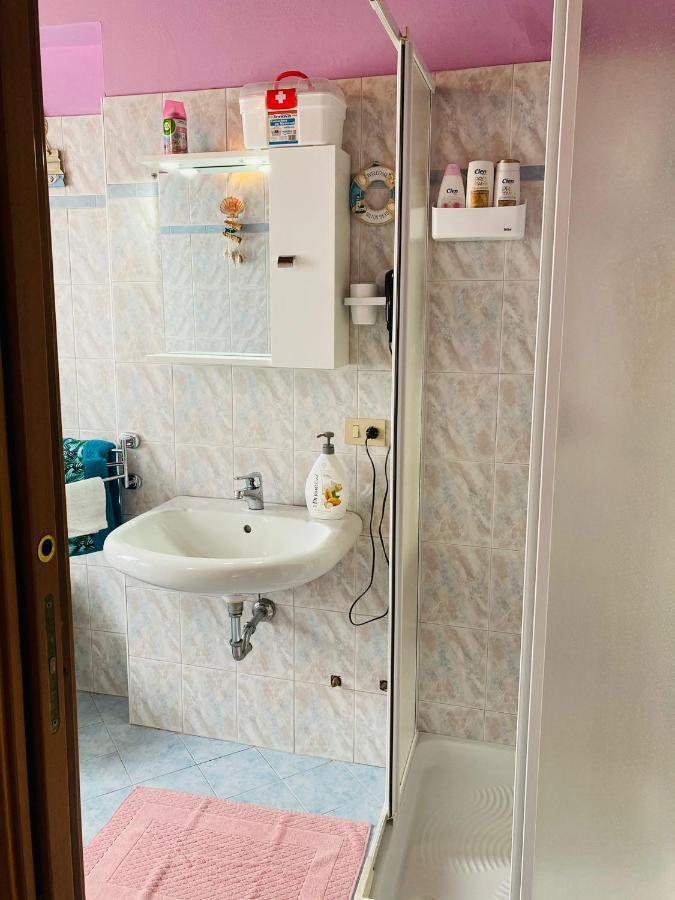 Palm Beach - Your Private And Complete Apartment In Десенцано дел Гарда Екстериор снимка