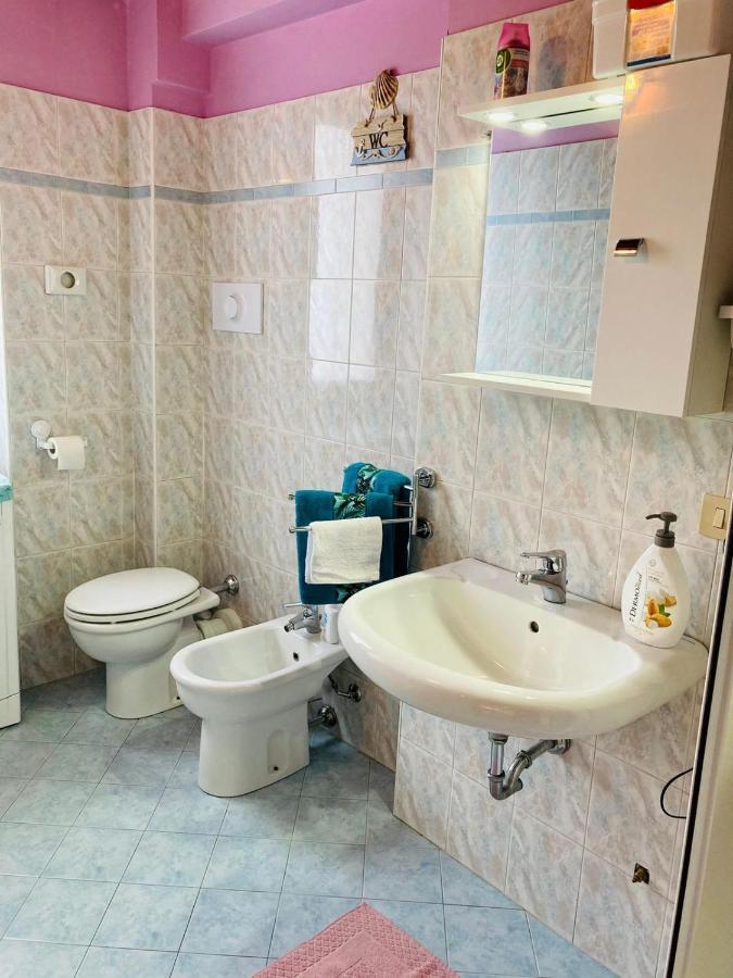 Palm Beach - Your Private And Complete Apartment In Десенцано дел Гарда Екстериор снимка