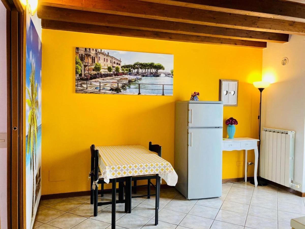 Palm Beach - Your Private And Complete Apartment In Десенцано дел Гарда Екстериор снимка